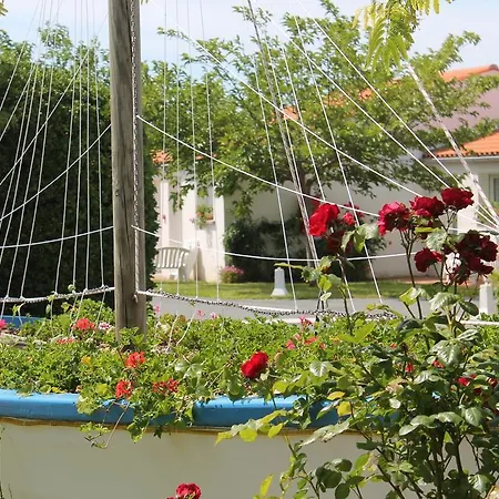 ホテル L'hermitage 2*