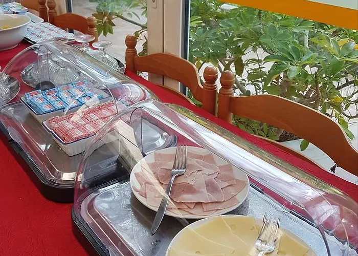 Hotel L'hermitage 2*